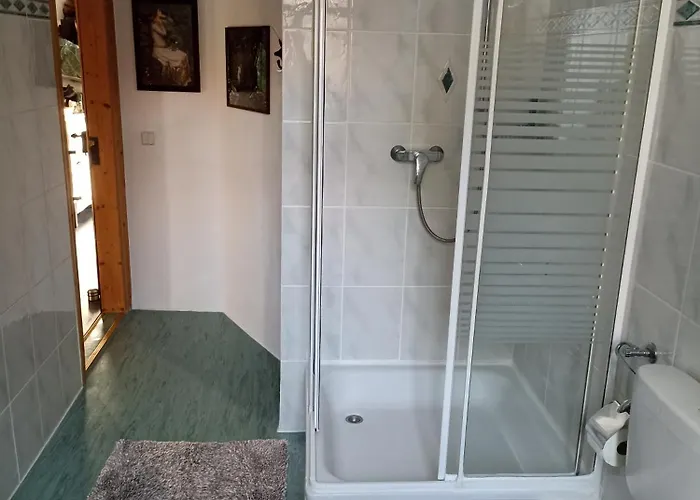 Privates Gaestezimmer In *